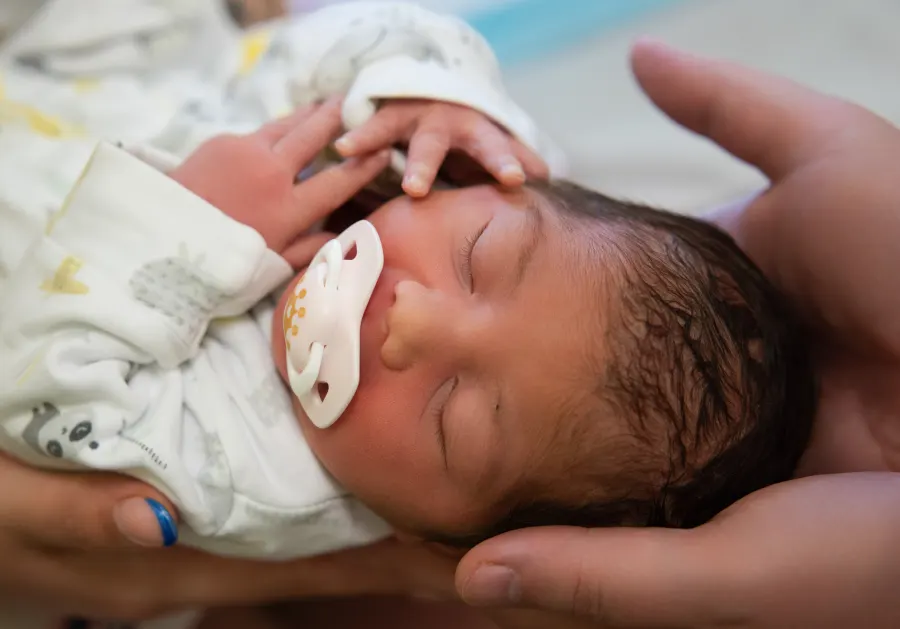 Newborn focení miminek – ukázka fotografie 8